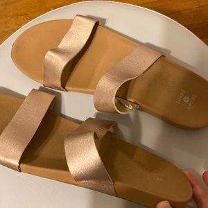women’s sandals